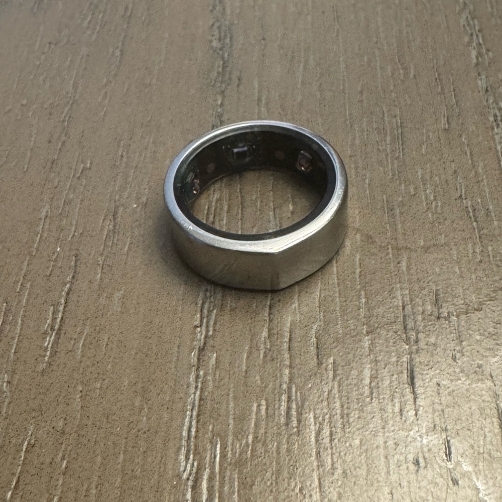 OURA RING, Silver: Gen 2 - Size 8